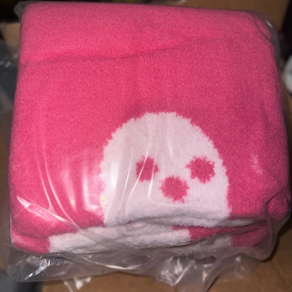 Viral TikTok Pink Ghost Blanket 60x40 Halloween Double-sided - Picture 5 of 5